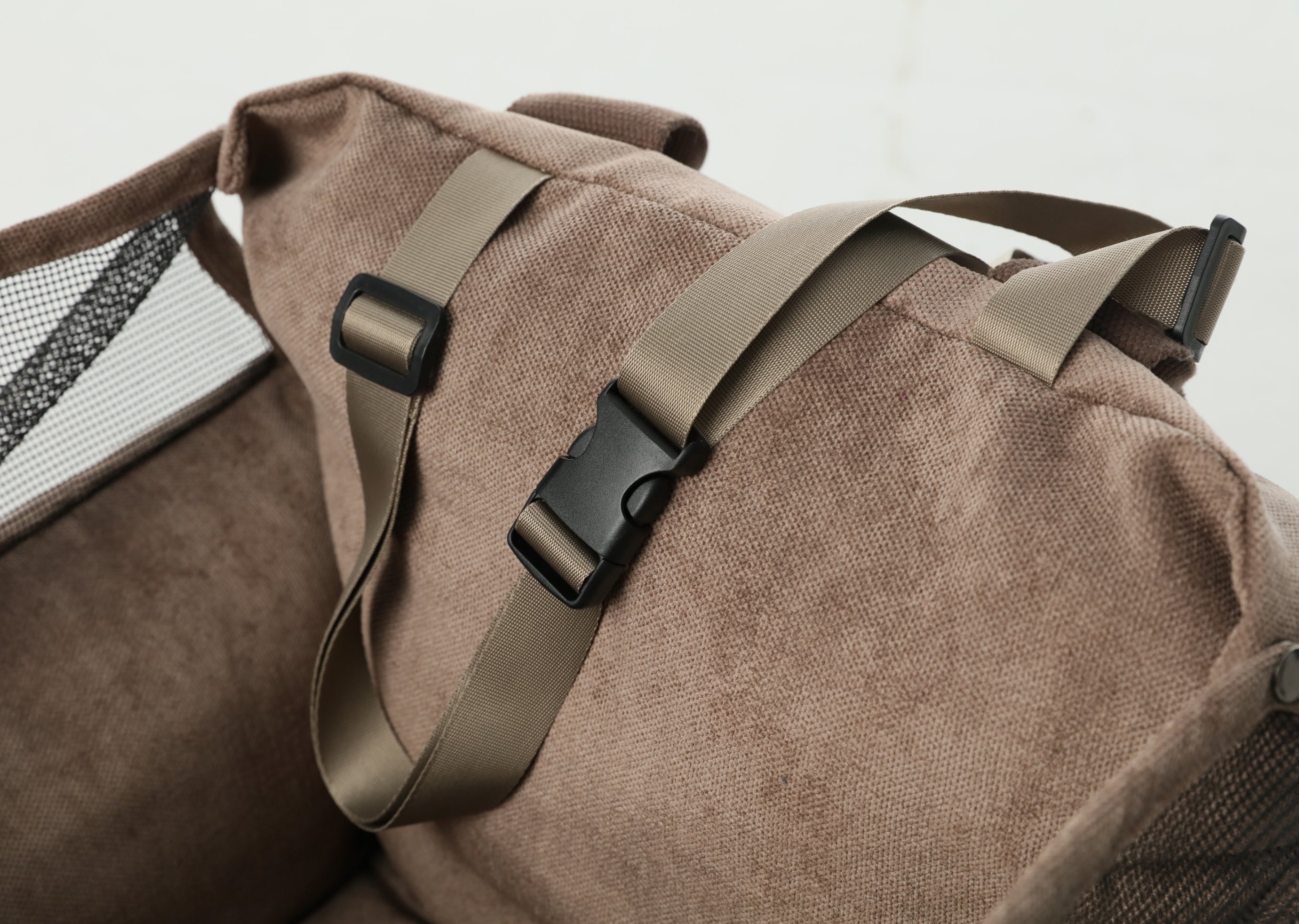 The Puff Guard Car Seat – Camel